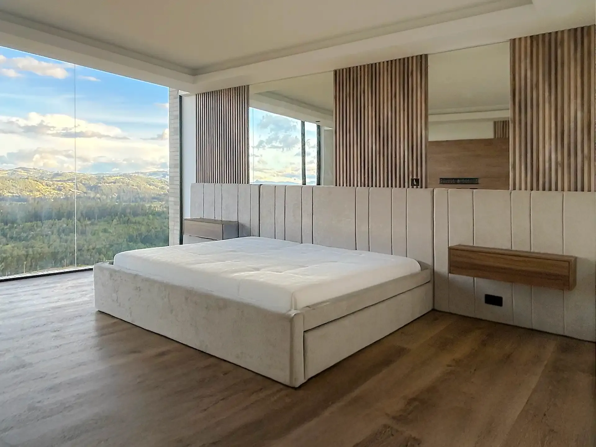 Camas Abatibles con Sistemas Hidráulicos con ingeniería de fabricación avanzada en Bogotá